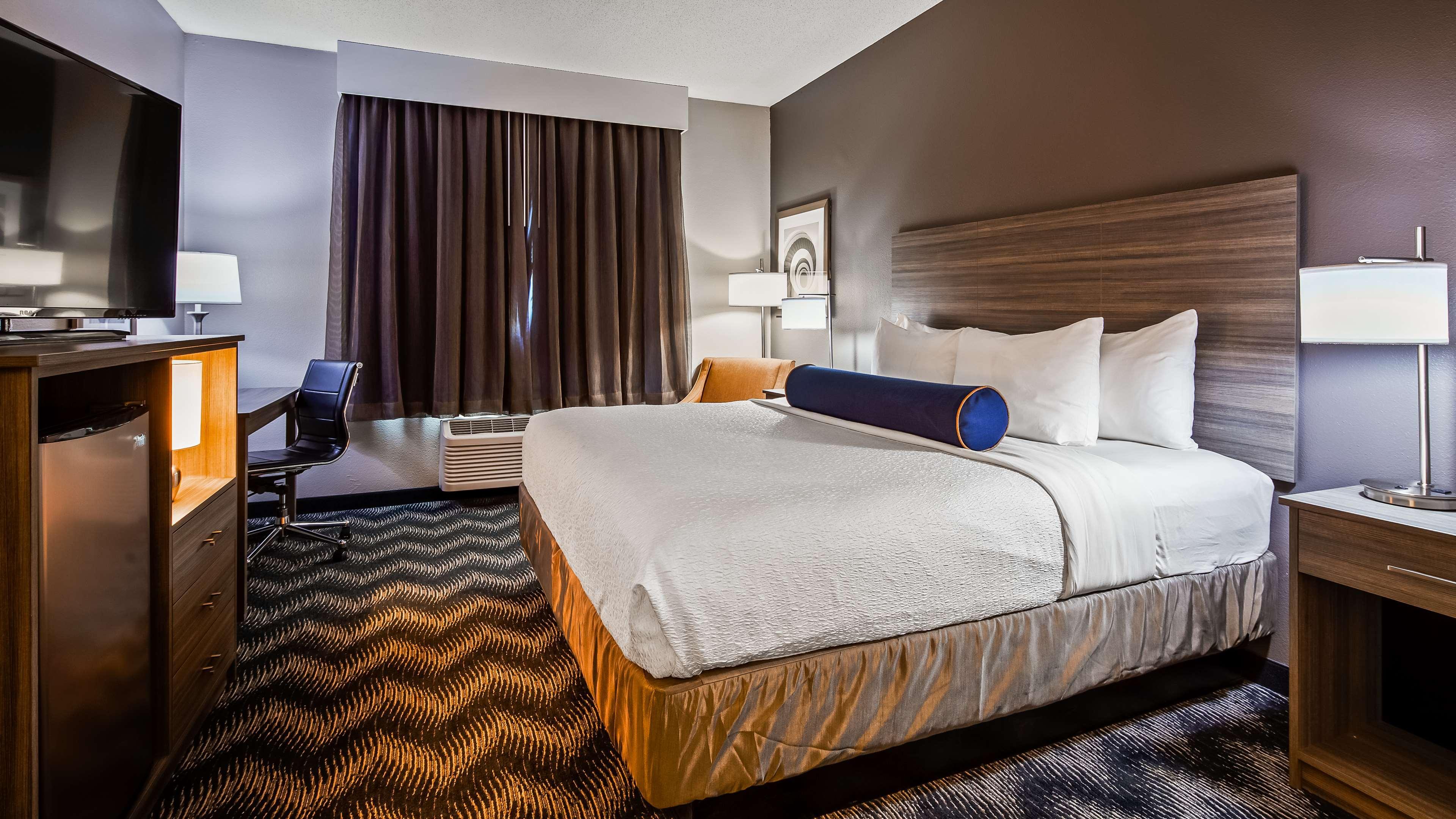 Best Western Salinas Valley Inn & Suites Bagian luar foto