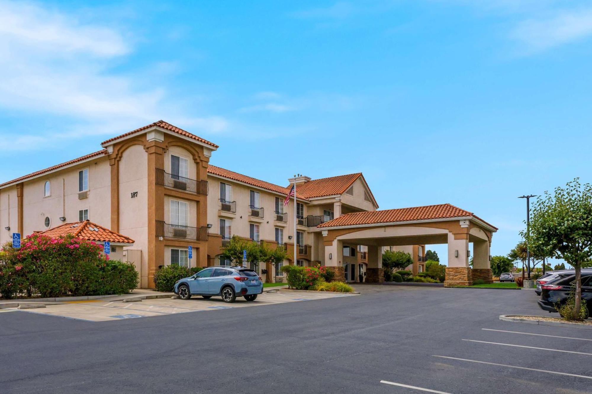 Best Western Salinas Valley Inn & Suites Bagian luar foto