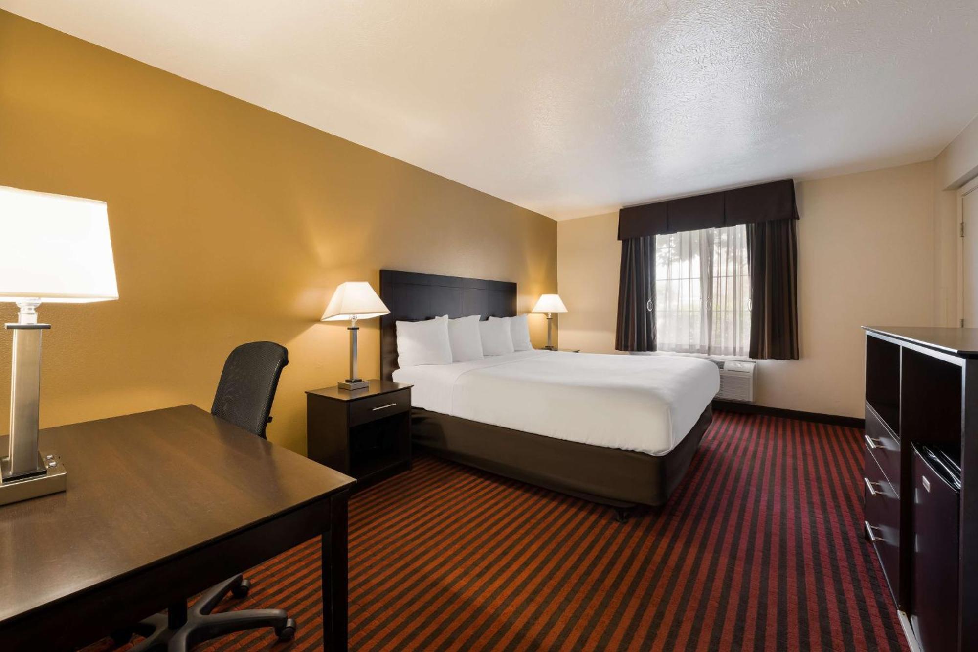 Best Western Salinas Valley Inn & Suites Bagian luar foto