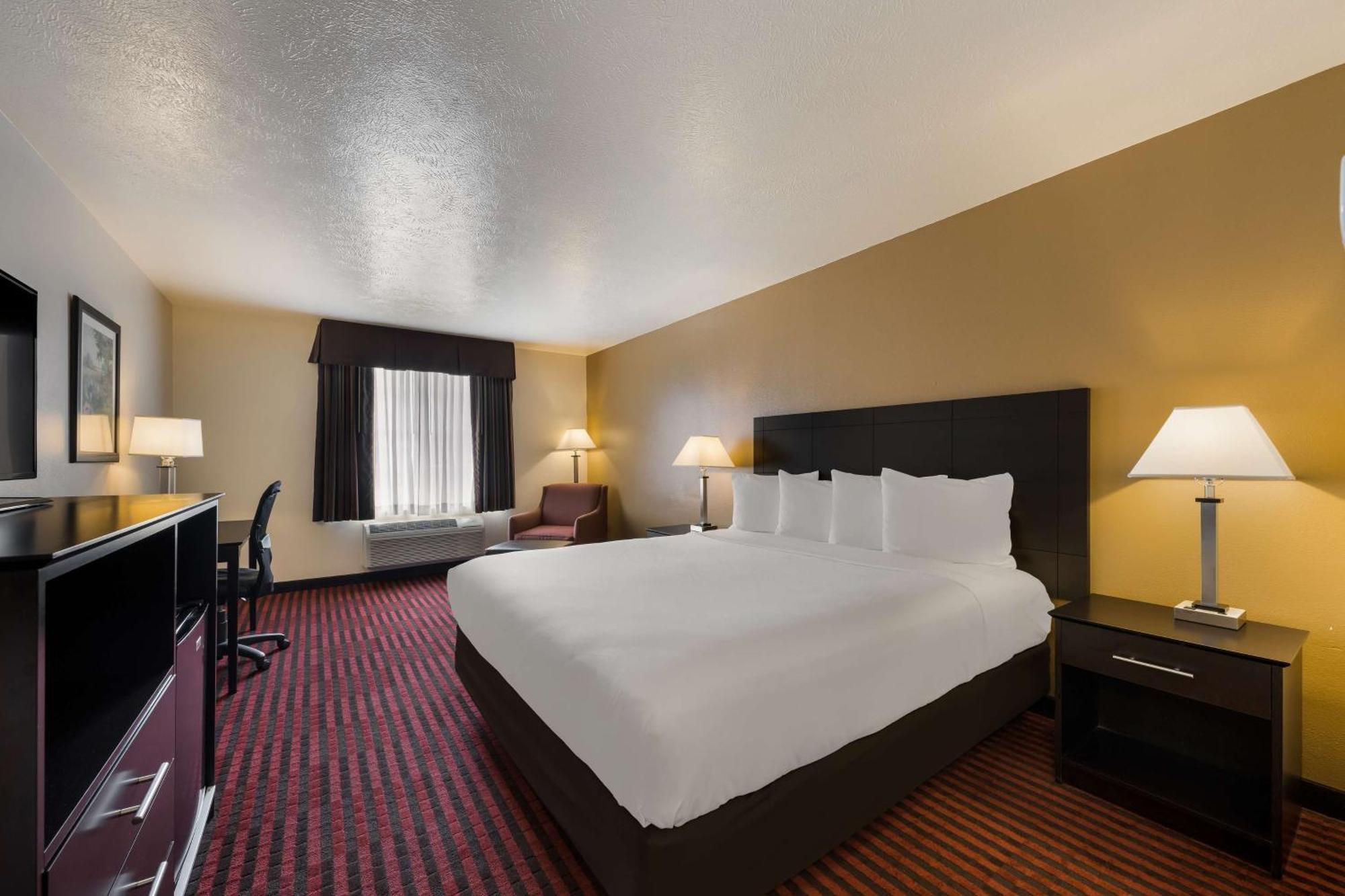 Best Western Salinas Valley Inn & Suites Bagian luar foto