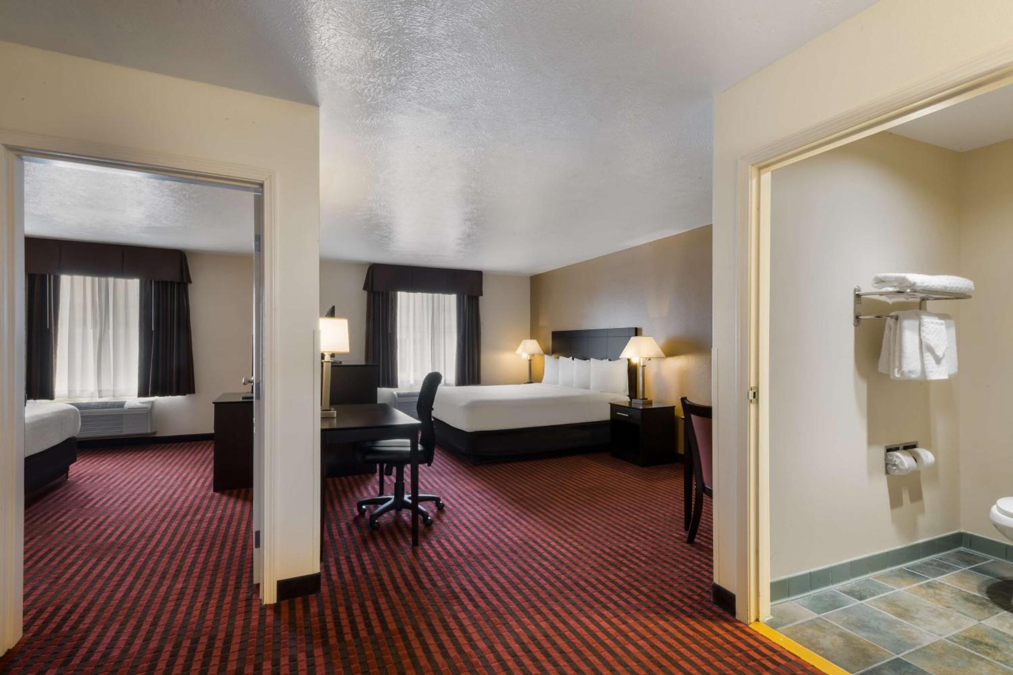 Best Western Salinas Valley Inn & Suites Bagian luar foto