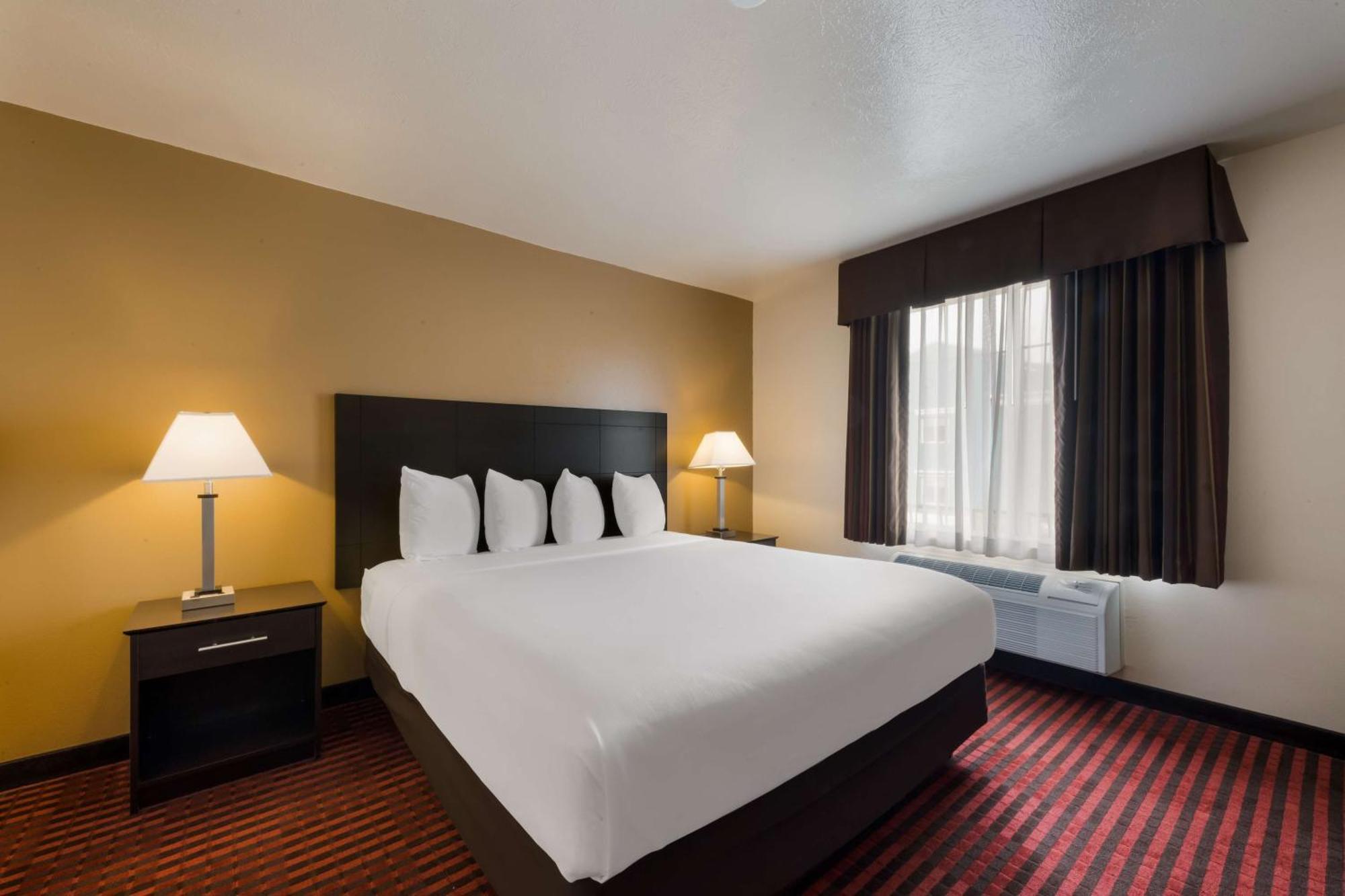 Best Western Salinas Valley Inn & Suites Bagian luar foto