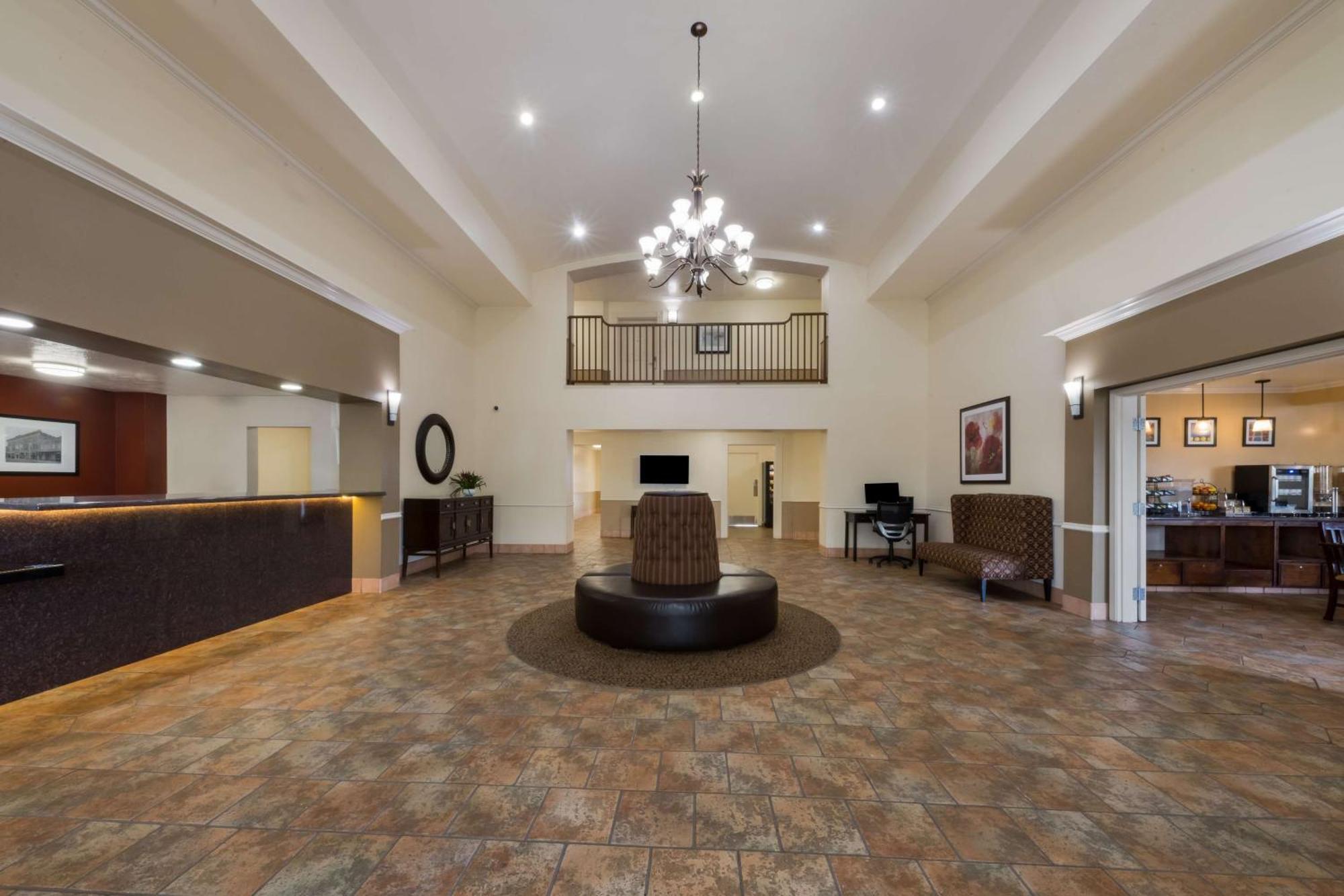 Best Western Salinas Valley Inn & Suites Bagian luar foto