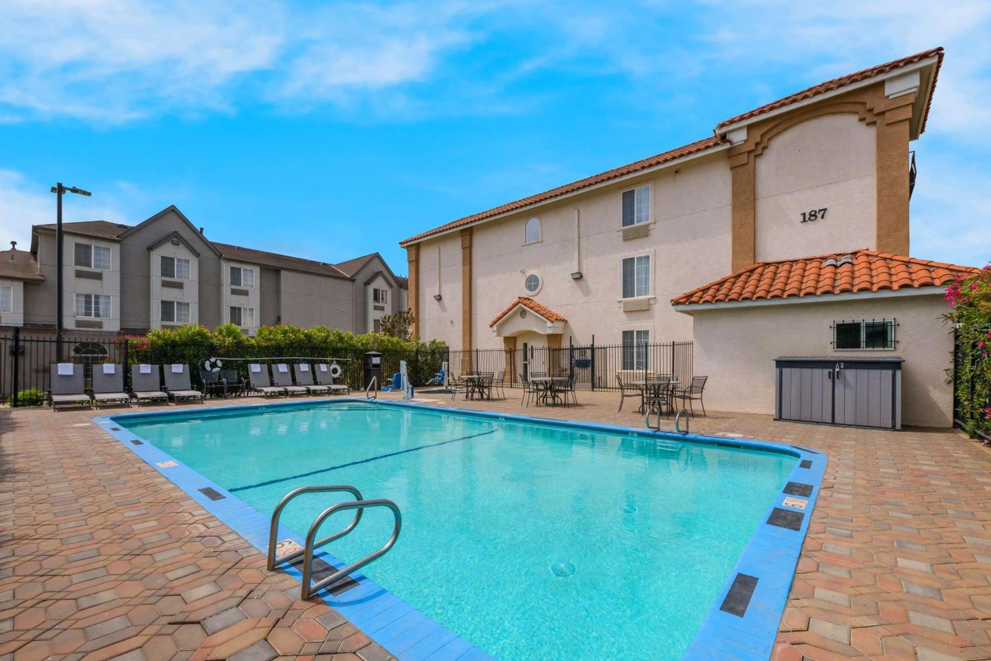 Best Western Salinas Valley Inn & Suites Bagian luar foto