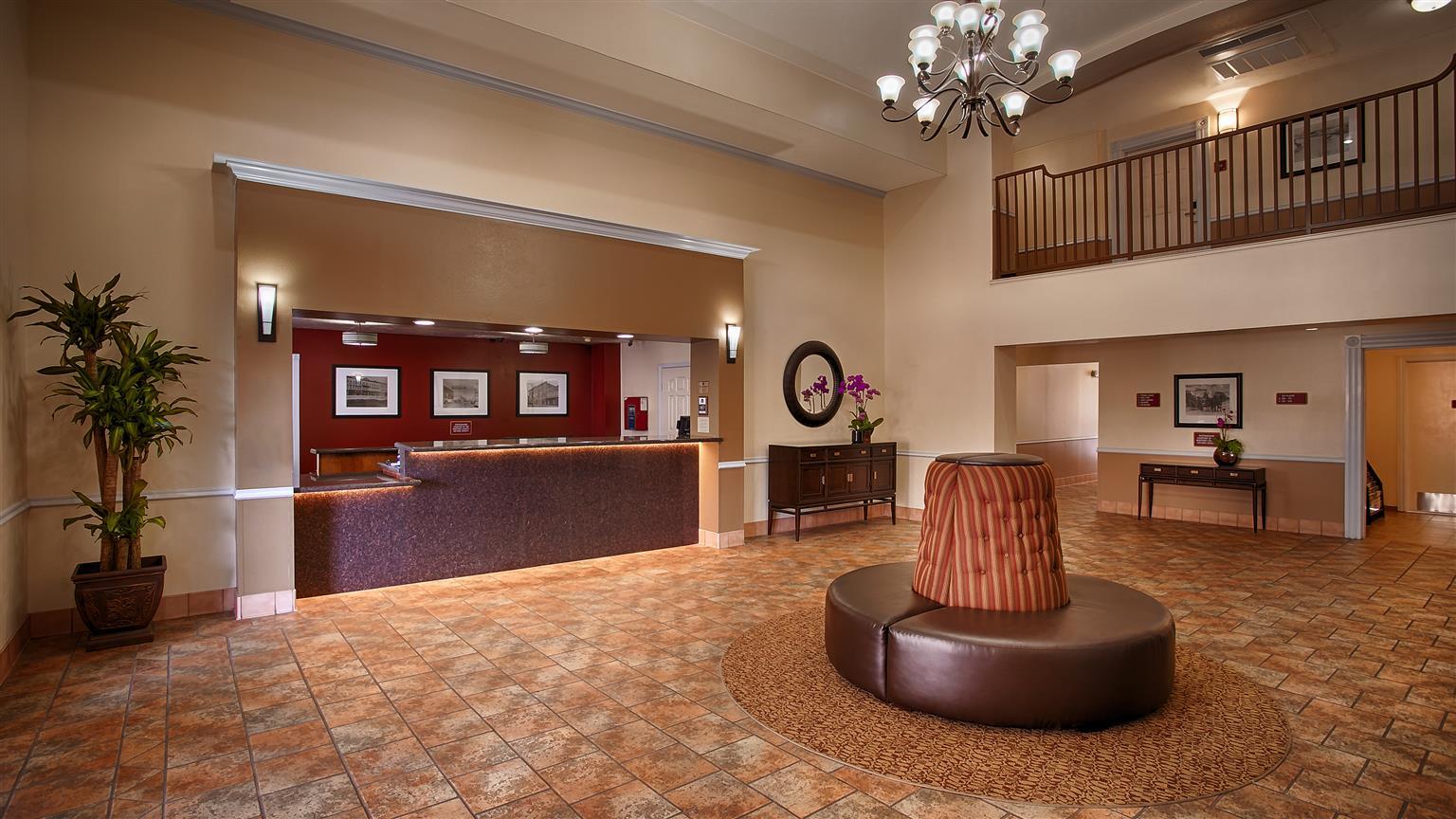 Best Western Salinas Valley Inn & Suites Bagian luar foto
